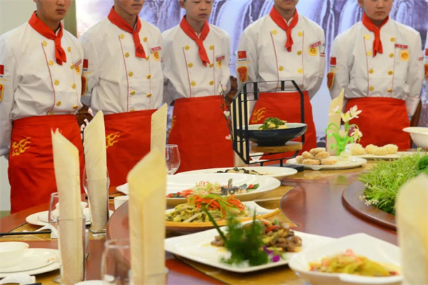 <a href=http://www.8881133.com target=_blank class=infotextkey>江西新東方烹飪學校</a>.jpg