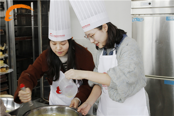 來(lái)江西新東方學(xué)烘焙