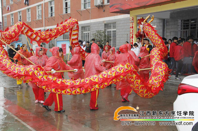 ��ԺС�{(l��n)У�^(q��)����ͬ�c�g�gϲϲ�[Ԫ��