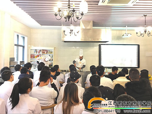 <a href=http://www.8881133.com target=_blank class=infotextkey>江西新東方烹飪學(xué)校</a>.jpg