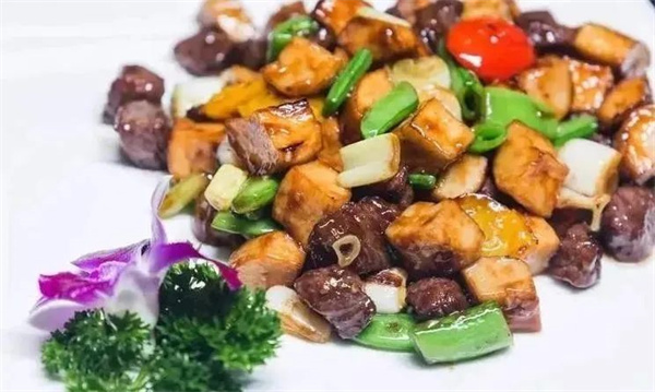 <a href=http://www.8881133.com target=_blank class=infotextkey>江西新東方烹飪學(xué)校</a>