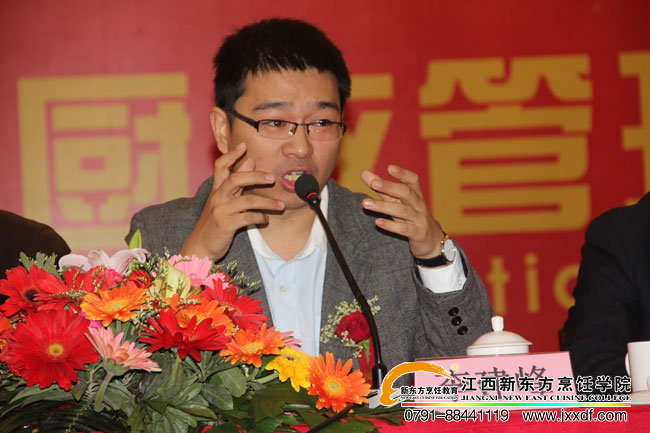 �|����WУ