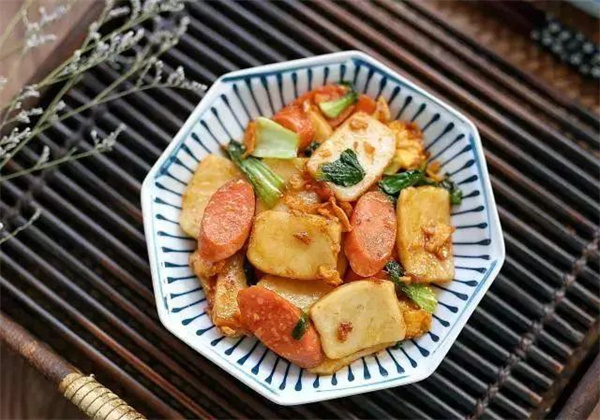 <a href=http://www.8881133.com target=_blank class=infotextkey>江西新東方烹飪學(xué)校</a>.jpg