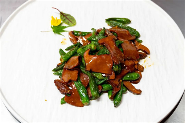 <a href=http://www.8881133.com target=_blank class=infotextkey>江西新東方烹飪學校</a>.jpg