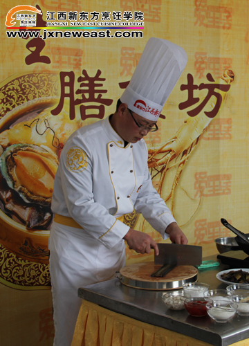 我院大師拍攝《養(yǎng)生膳食坊》