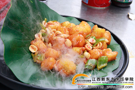 <a href=http://www.8881133.com _fcksavedurl=http://www.8881133.com target=_blank><a href=http://www.8881133.com target=_blank class=infotextkey>江西新東方烹飪學(xué)校</a></a>.jpg