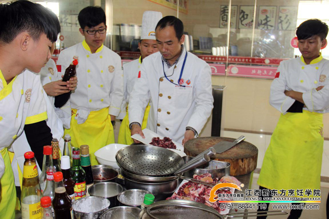 ��ɫ�̌W(xu��)�������w�(y��n)�o�N��(sh��)Ӗ(x��n)呟��W(xu��)�T�湦��