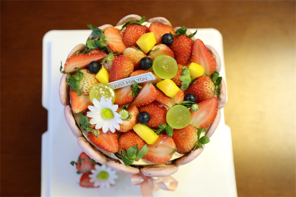 <a href=http://www.8881133.com target=_blank class=infotextkey>江西新東方烹飪學(xué)校</a>西點(diǎn)教師技能大比武.jpg