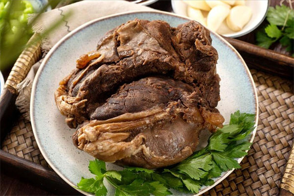 <a href=http://www.8881133.com target=_blank class=infotextkey>江西新東方烹飪學(xué)校</a>.jpg