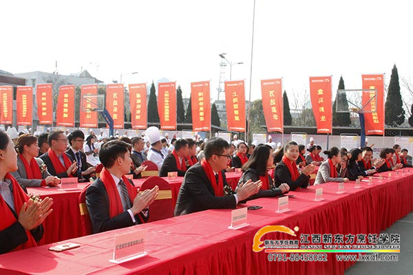 企業(yè)代表前來我院招聘