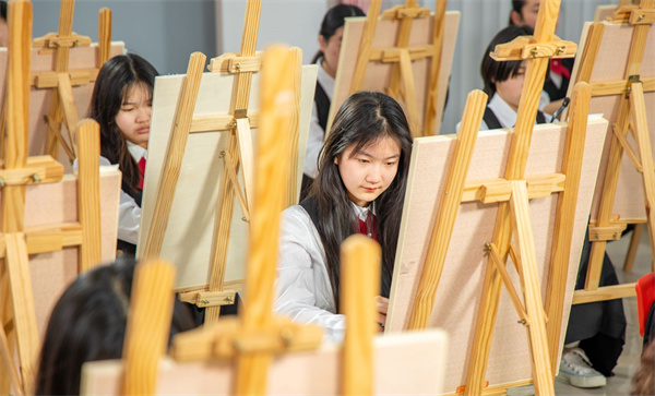 <a href=http://www.8881133.com target=_blank class=infotextkey>江西新東方烹飪學(xué)校</a>.jpg