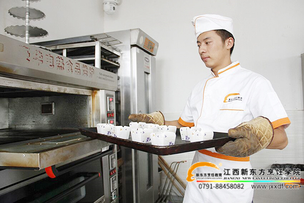 退伍軍人 學(xué)西點(diǎn)