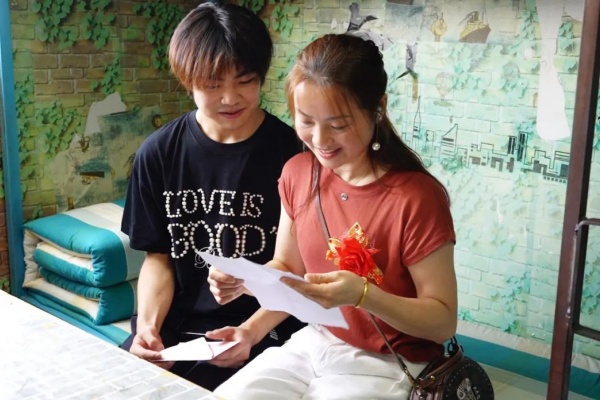 <a href=http://www.8881133.com target=_blank class=infotextkey>江西新東方烹飪學(xué)校</a>.jpg