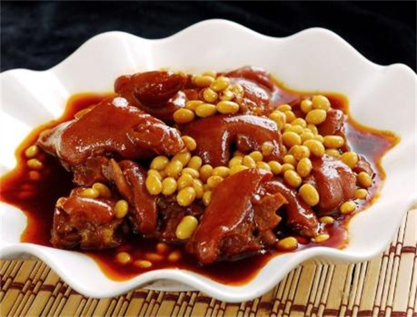 <a href=http://www.8881133.com target=_blank class=infotextkey>江西新東方烹飪學(xué)校</a>.jpg