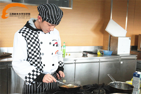 學(xué)西餐就來(lái)江西新東方烹飪.jpg