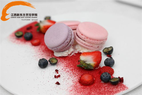 <a href=http://www.8881133.com target=_blank class=infotextkey><a href=http://www.8881133.com target=_blank class=infotextkey>江西新東方烹飪學(xué)院</a></a>學(xué)西點(diǎn).jpg