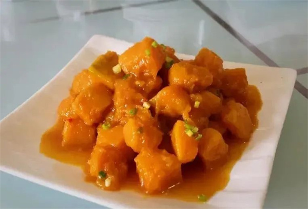 <a href=http://www.8881133.com target=_blank class=infotextkey>江西新東方烹飪學校</a>