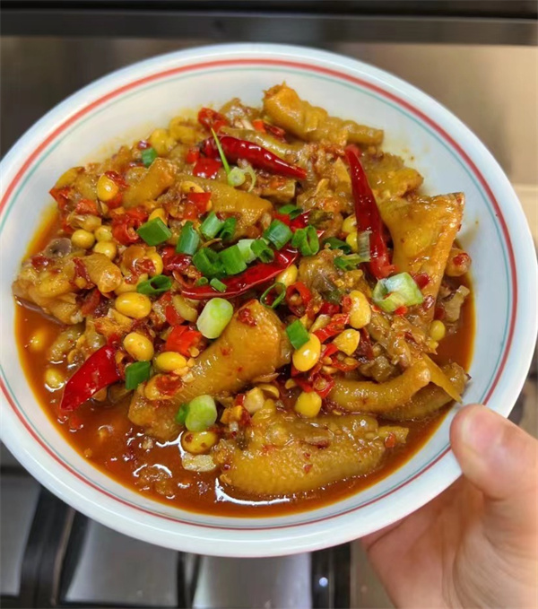 <a href=http://www.8881133.com target=_blank class=infotextkey>江西新東方烹飪學(xué)校</a>.jpg