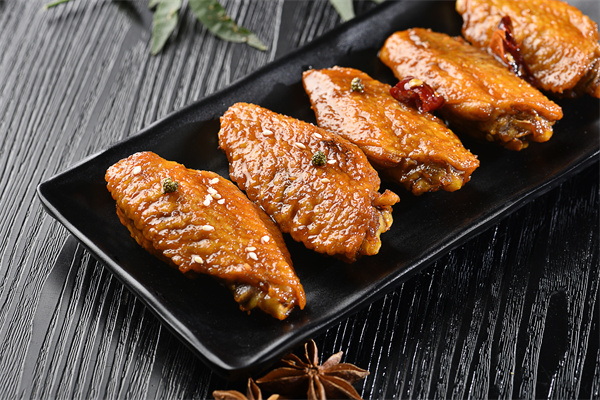 <a href=http://www.8881133.com target=_blank class=infotextkey>江西新東方烹飪學(xué)校</a>.jpg