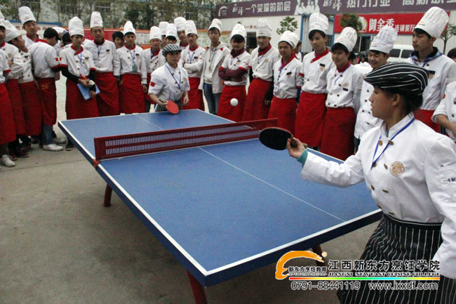 ��ԺС�{(l��n)У�^(q��)�＾�\(y��n)��(d��ng)��(hu��)�����]Ļ