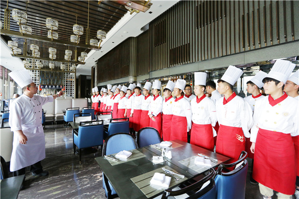 <a href=http://www.8881133.com target=_blank class=infotextkey>江西新東方烹飪學(xué)校</a>.jpg