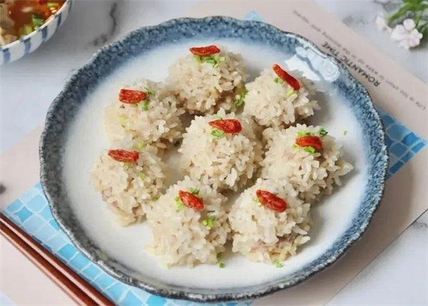 <a href=http://www.8881133.com target=_blank class=infotextkey>江西新東方烹飪學校</a>.jpg