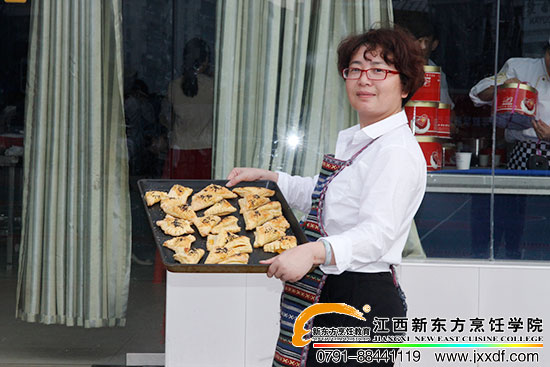 <a href=http://www.8881133.com target=_blank class=infotextkey>江西新東方烹飪學(xué)校</a>.jpg