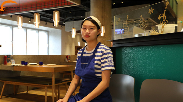 <a href=http://www.8881133.com target=_blank class=infotextkey>江西新東方烹飪學(xué)院</a>羅麗.jpg