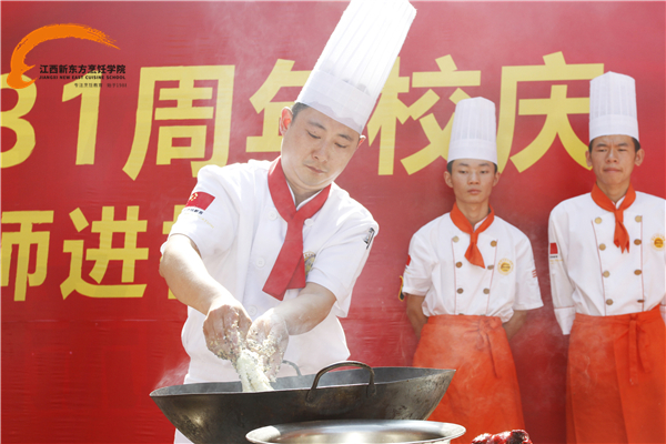 ���MУ�@���W�N��<a href=http://www.8881133.com target=_blank class=infotextkey>�����|����WԺ</a>.jpg