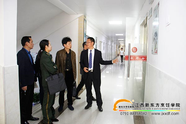 �м��I(l��ng)������Ժ���^