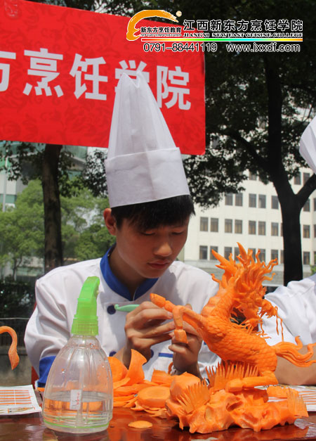 <a href=http://www.8881133.com target=_blank class=infotextkey>�����|����W(xu��)Ժ</a>�W(xu��)���۾���(hu��)����2.jpg