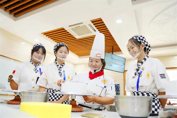 <a href=http://www.8881133.com target=_blank class=infotextkey>�����|����WУ</a>.jpg