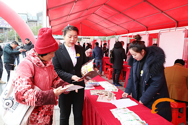 新東方助力春風行動 促進市民就業(yè).jpg.jpg