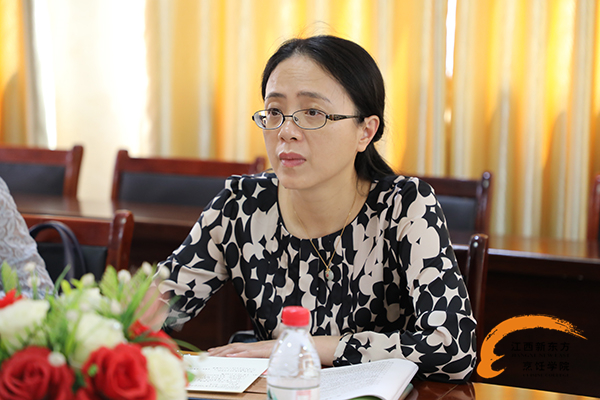 領(lǐng)導(dǎo)座談