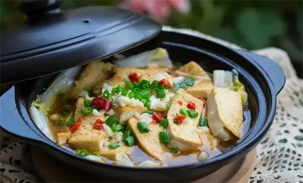 <a href=http://www.8881133.com target=_blank class=infotextkey>江西新東方烹飪學(xué)校</a>