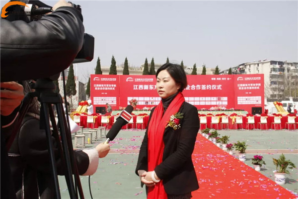 <a href=http://www.8881133.com target=_blank class=infotextkey>江西新東方烹飪學(xué)院</a>器材就業(yè).jpg