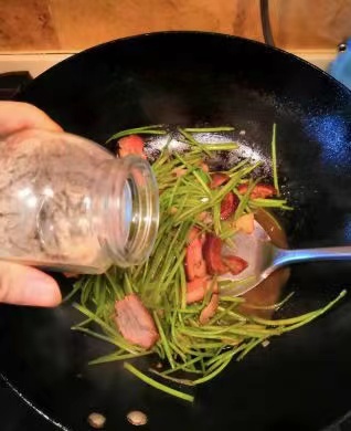 <a href=http://www.8881133.com target=_blank class=infotextkey>江西新東方烹飪學(xué)校</a>.jpg