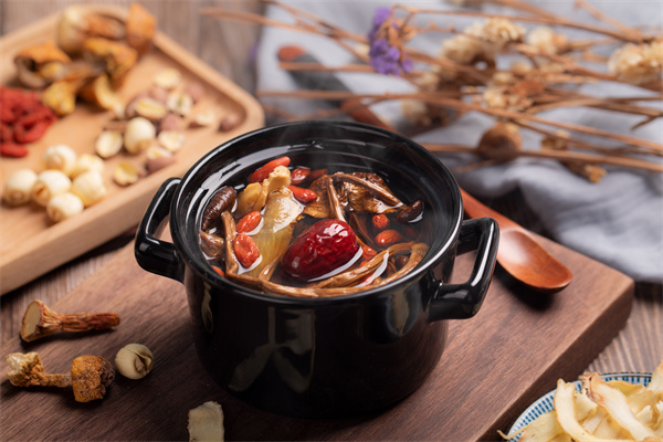 <a href=http://www.8881133.com target=_blank class=infotextkey>江西新東方烹飪學(xué)校</a>.jpg