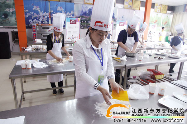 <a href=http://www.8881133.com target=_blank class=infotextkey>江西新東方烹飪學(xué)校</a>.jpg