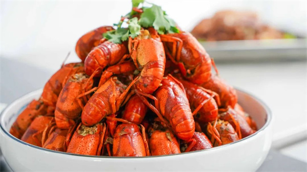 創(chuàng)業(yè)學小吃就到<a href=http://www.8881133.com target=_blank class=infotextkey>江西新東方烹飪學校</a>.jpg