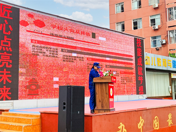 <a href=http://www.8881133.com target=_blank class=infotextkey>江西新東方烹飪學校</a>.jpg