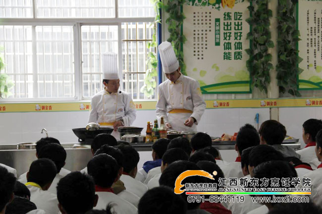 ���l(f��)�ɴ󎟂����ϲ���������