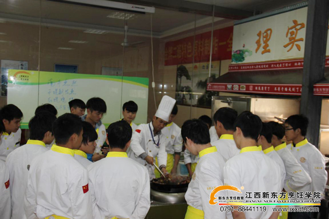 ��ɫ�̌W(xu��)�������w�(y��n)�o�N��(sh��)Ӗ(x��n)呟��W(xu��)�T�湦��