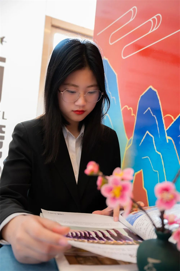 <a href=http://www.8881133.com target=_blank class=infotextkey>江西新東方烹飪學(xué)校</a>酒店管理專(zhuān)業(yè).jpg