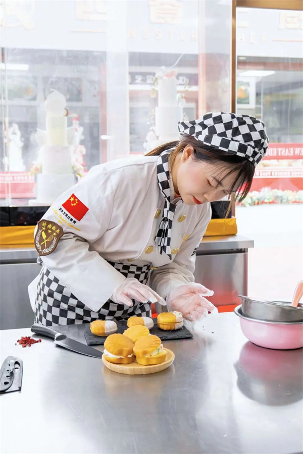 <a href=http://www.8881133.com target=_blank class=infotextkey>|W(xu)У</a>.jpg