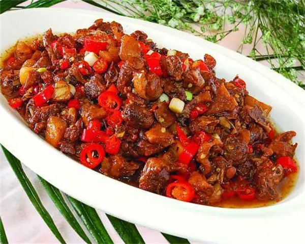 <a href=http://www.8881133.com target=_blank class=infotextkey>江西新東方烹飪學(xué)校</a>.jpg