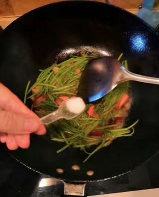 <a href=http://www.8881133.com target=_blank class=infotextkey>江西新東方烹飪學(xué)校</a>.jpg