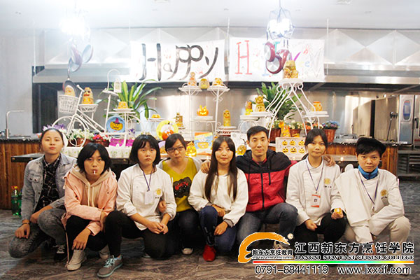 <a href=http://www.8881133.com target=_blank class=infotextkey>江西新東方烹飪學(xué)校</a>.jpg