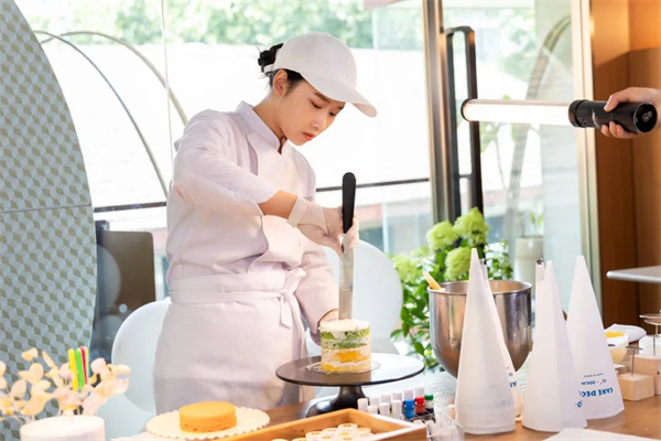 <a href=http://www.8881133.com target=_blank class=infotextkey>江西新東方烹飪學(xué)校</a>.jpg