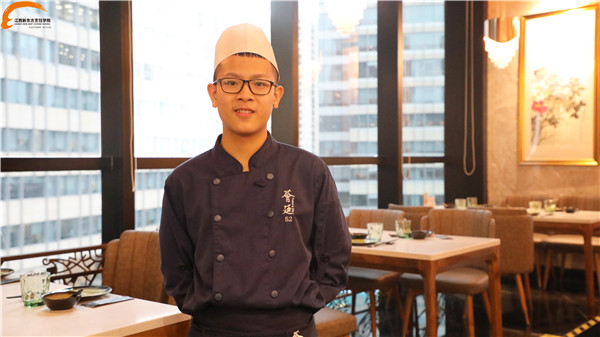 <a href=http://www.8881133.com target=_blank class=infotextkey><a href=http://www.8881133.com target=_blank class=infotextkey>江西新東方烹飪學(xué)院</a></a>陳濤.jpg